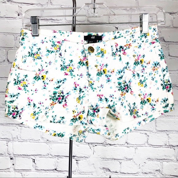 H&M Denim Short Shorts Size 4 - Picture 3 of 6